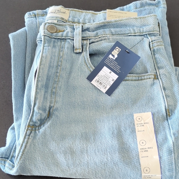 Universal Thread Light Blue High-Rise Flare Jeans - Picture 3 of 4